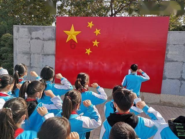巨魔与勇士